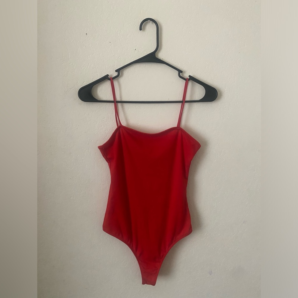 Red bodysuit - Picture 2 of 3